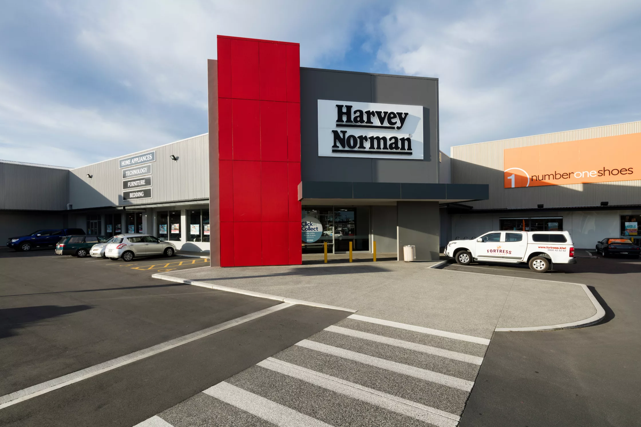 Hornby Mega Centre