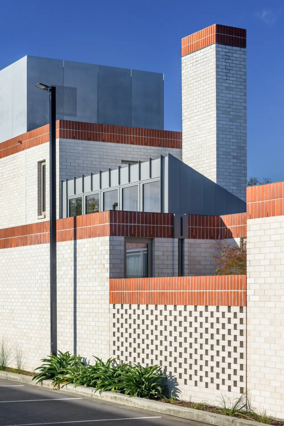 Quoin 3559